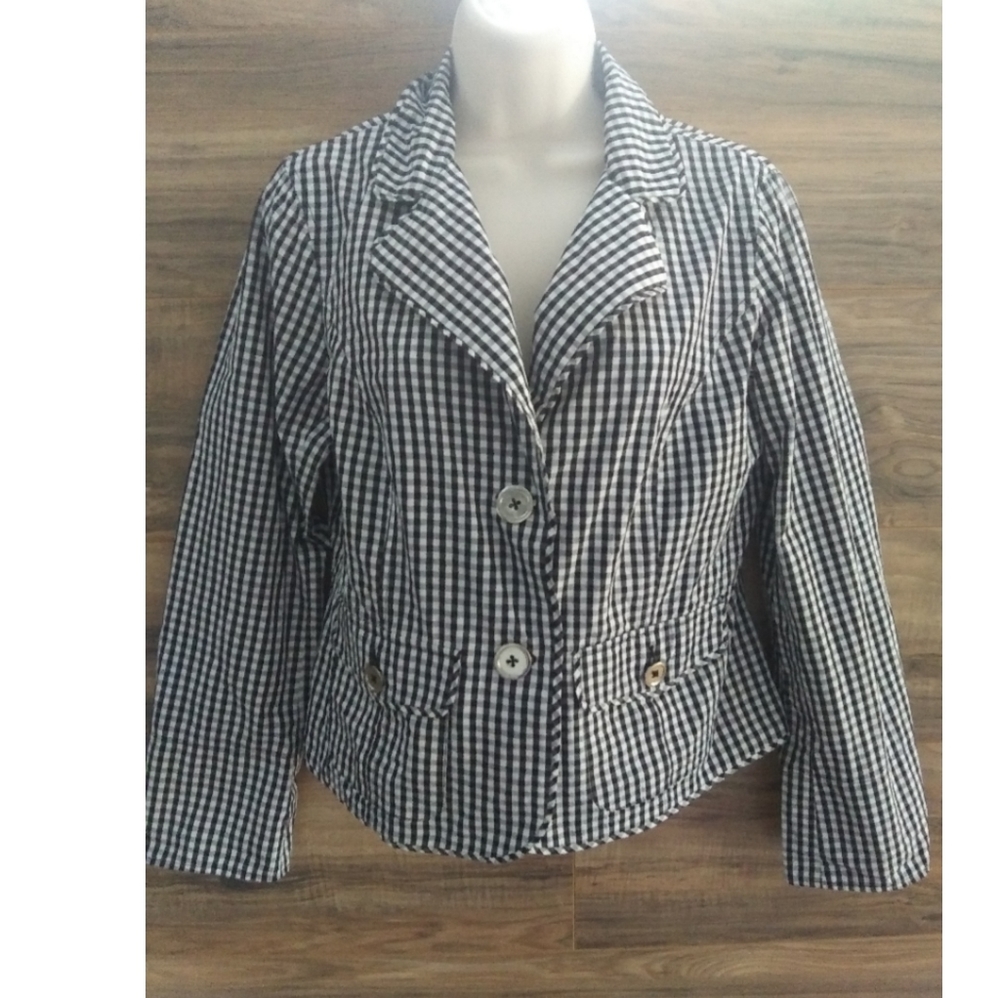 Sojo petite plaid blazer size 6